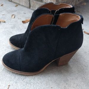 Susina stevie lea black suede bootie